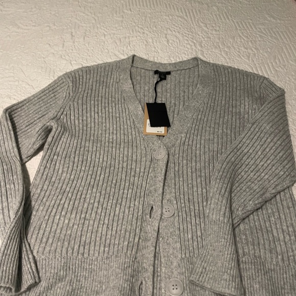 Halogen – Ribbed V-Neck Cardigan - Picture 5 of 6